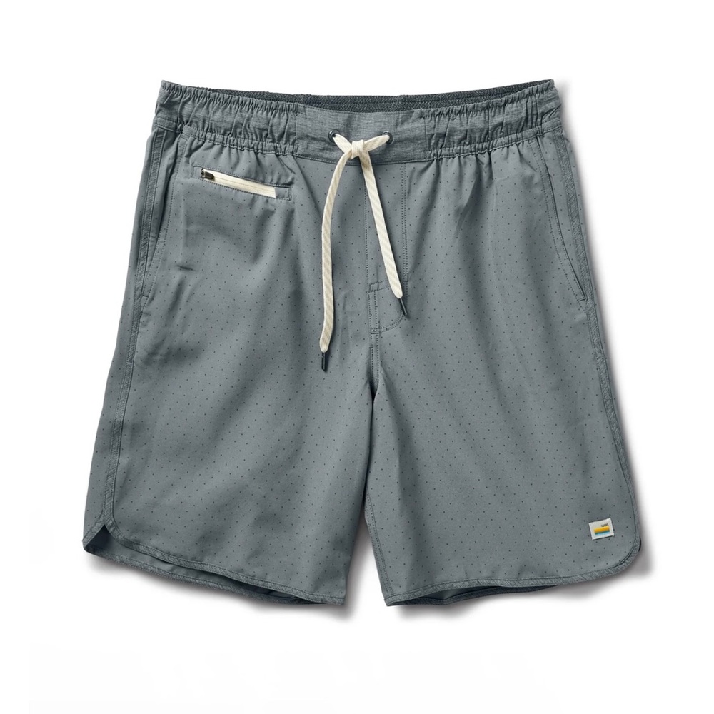 NWT Vuori Banks Shorts in Dusty Pine (medium)